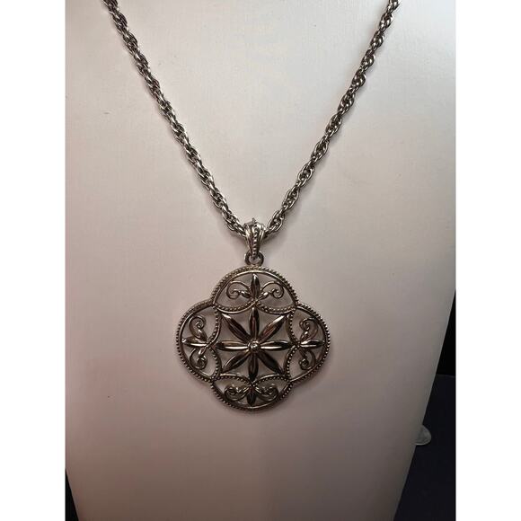 Vintage 1928 Silver Tone Filigree Medallion Rope Chain Necklace 28” - Picture 5 of 12